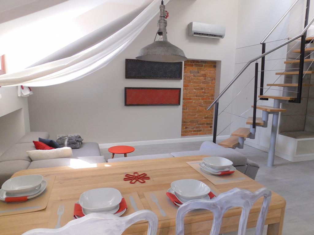 Tomasza Residence Краков Экстерьер фото